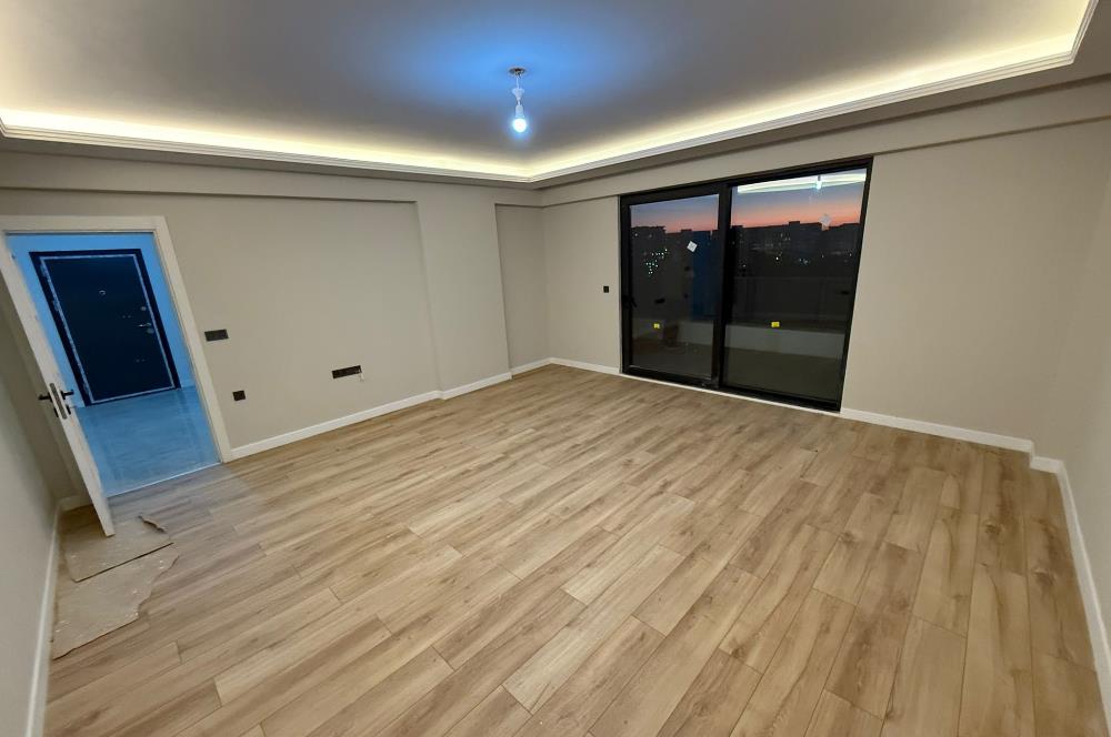 BAŞİSKELE PAŞADAĞDA SATILIK SİTE İÇİ DENİZ MANZARALI 3+1 ARA KAT