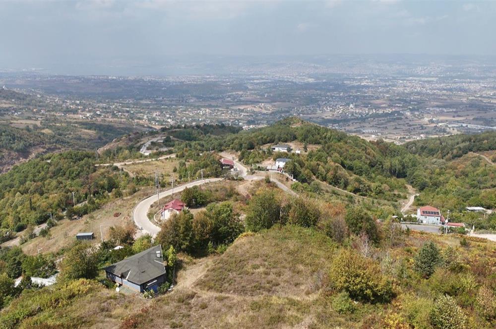 KARTEPE'DE PANAROMİK DENİZ MANZARALI 5250 M2 TARLA