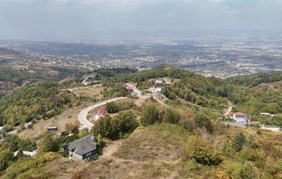KARTEPE'DE PANAROMİK DENİZ MANZARALI 5250 M2 TARLA
