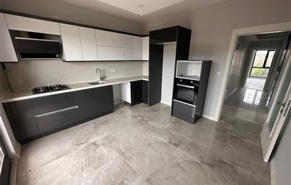 BAŞİSKELE FATİH MAHALESİNDE SATILIK SİTE İÇİ 2+1 DAİRE