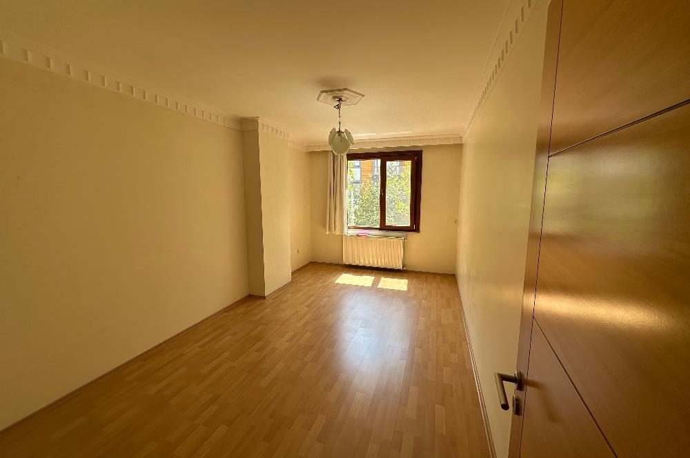 İDEALTEPE'DE 130M2 2.KATTA SATILIK 3+1 DAİRE