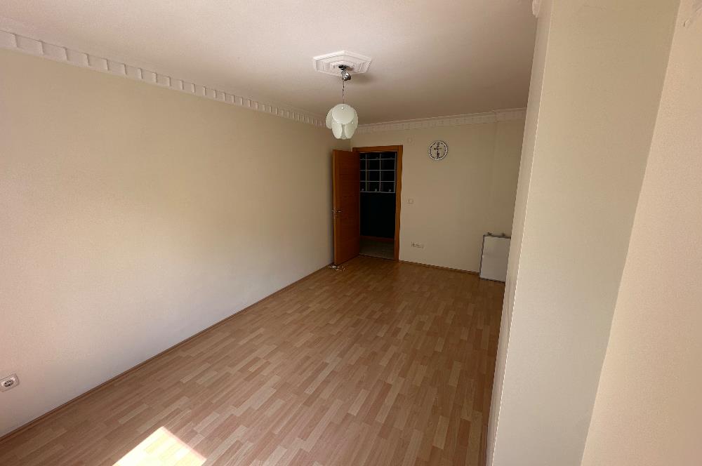 İDEALTEPE'DE 130M2 2.KATTA SATILIK 3+1 DAİRE