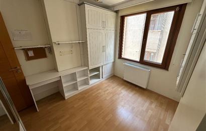 İDEALTEPE'DE 130M2 2.KATTA SATILIK 3+1 DAİRE
