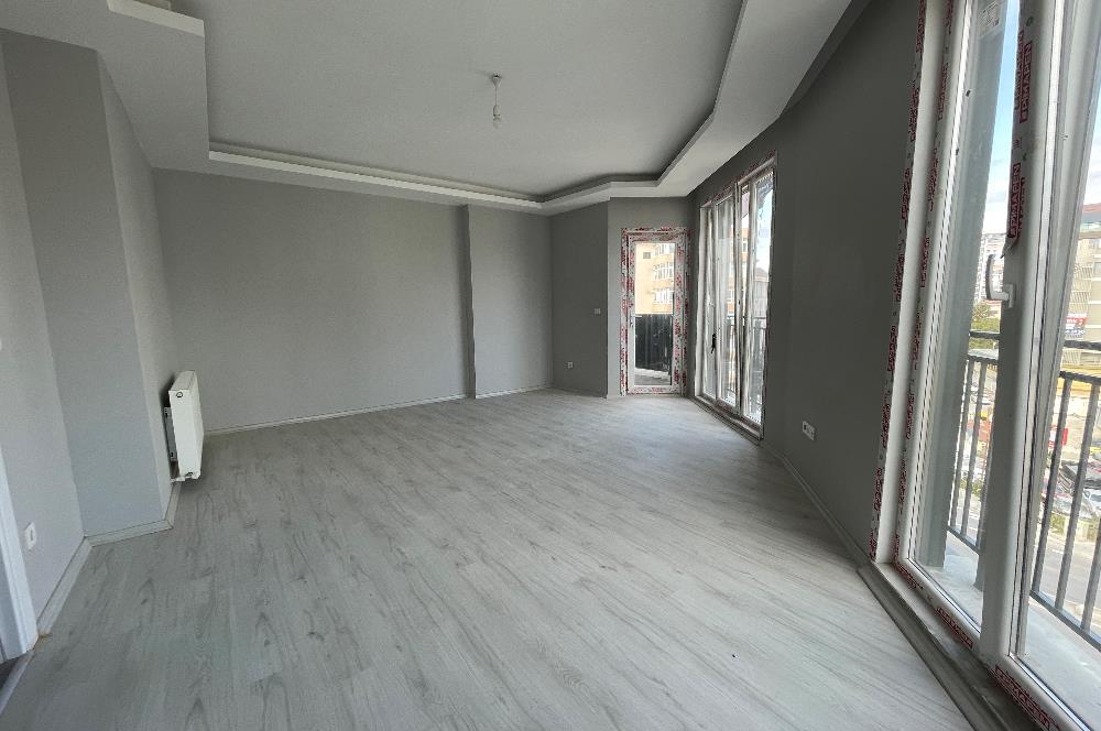 ATATÜRK CADDESİ’NDE METROYA ÇOK YAKIN 3+2 160m2 SIFIR DUBLEKS
