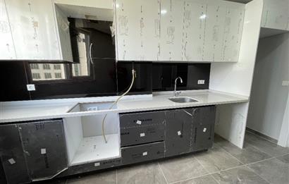 ATATÜRK CADDESİ’NDE METROYA ÇOK YAKIN 3+2 160m2 SIFIR DUBLEKS
