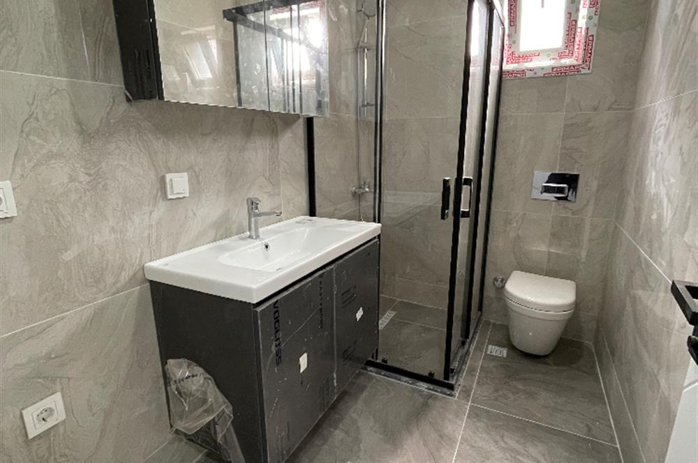 ATATÜRK CADDESİ’NDE METROYA ÇOK YAKIN 3+2 160m2 SIFIR DUBLEKS