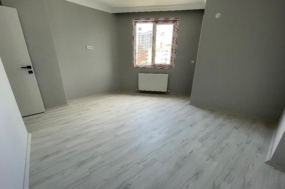 ATATÜRK CADDESİ’NDE METROYA ÇOK YAKIN 3+2 160m2 SIFIR DUBLEKS