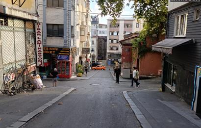 Gedikpaşa Caddesi Üzerinde Giriş Kat Satılık Dükkan