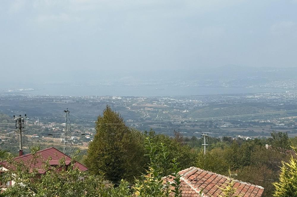 KARTEPE'DE PANAROMİK DENİZ MANZARALI 5250 M2 TARLA