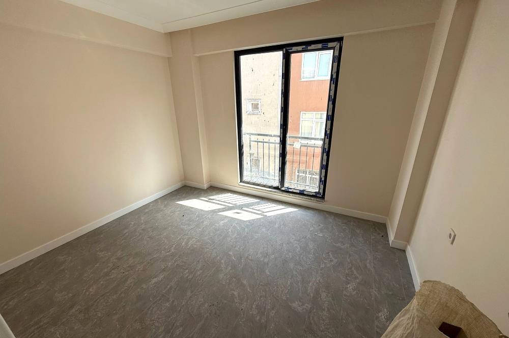KARTEPE MERKEZDE SATILIK SIFIR 3+1 ARA KAT DAİRE