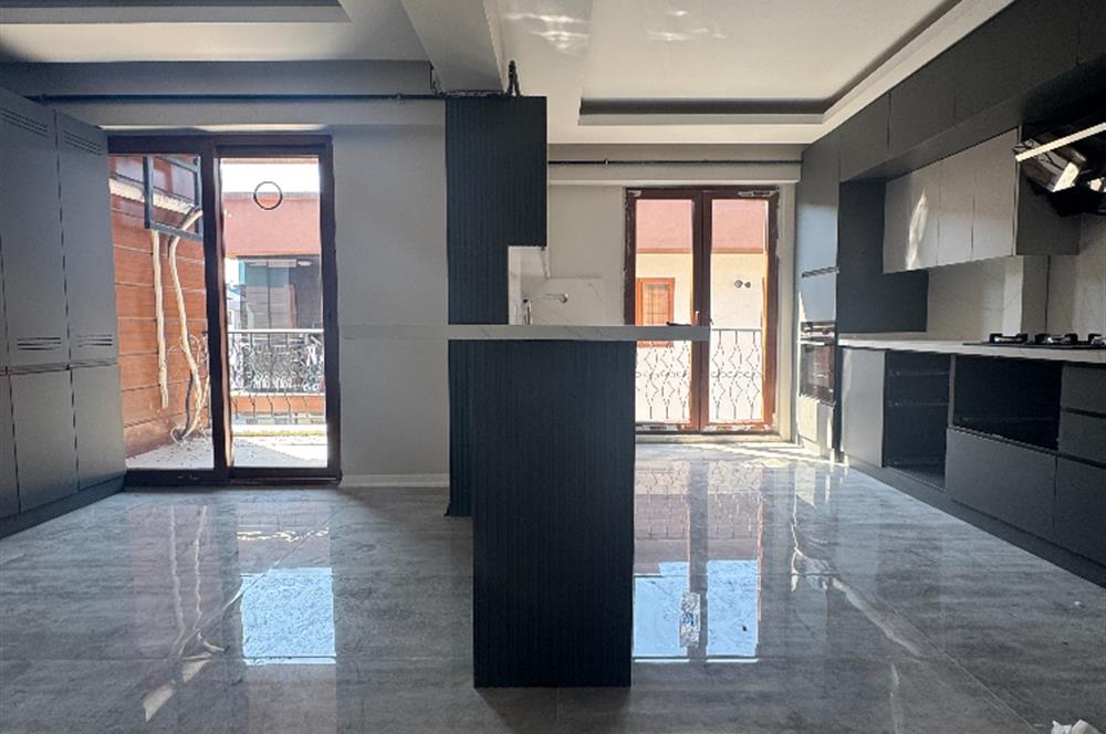 Ordu Altınordu Cumhuriyet Mahallesi Riverport Onur Sitesinde Marina Projesine Yürüme Mesafesinde 4+1 Ultra Lüks 270 m² Dubleks Daire
