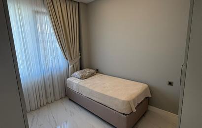 BARBAROS MAHALLESİNDE SATILIK SİTE İÇİ MÜSTAKİL HAVUZLU 4+1VİLLA
