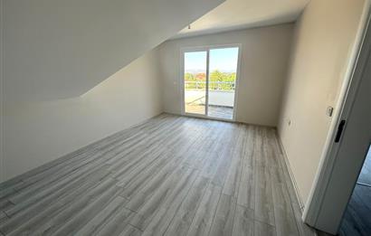 BAŞİSKELE YENİKÖY'DE SATILIK 3+1 ÇATI DUBLEKS DAİRE