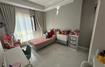 BARBAROS MAHALLESİNDE SATILIK SİTE İÇİ MÜSTAKİL HAVUZLU 4+1VİLLA