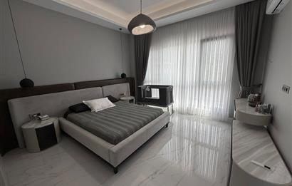 BARBAROS MAHALLESİNDE SATILIK SİTE İÇİ MÜSTAKİL HAVUZLU 4+1VİLLA