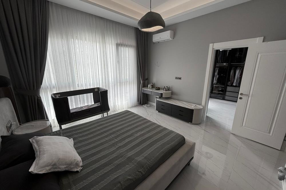 BARBAROS MAHALLESİNDE SATILIK SİTE İÇİ MÜSTAKİL HAVUZLU 4+1VİLLA