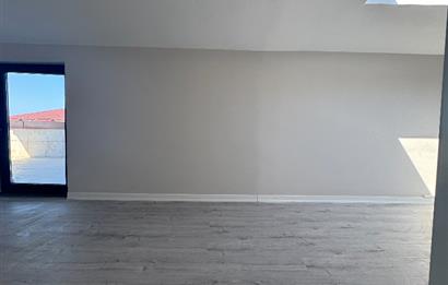 Ordu Altınordu Cumhuriyet Mahallesi Riverport Onur Sitesinde Marina Projesine Yürüme Mesafesinde 4+1 Ultra Lüks 270 m² Dubleks Daire