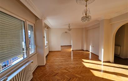 CENTURY 21 BAL'DAN BAHÇELİEVLER MAH.MUHASEBECİLER SİTESİNDE SATILIK 3+1 DAİRE