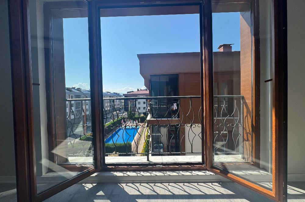 Ordu Altınordu Cumhuriyet Mahallesi Riverport Onur Sitesinde Marina Projesine Yürüme Mesafesinde 4+1 Ultra Lüks 270 m² Dubleks Daire