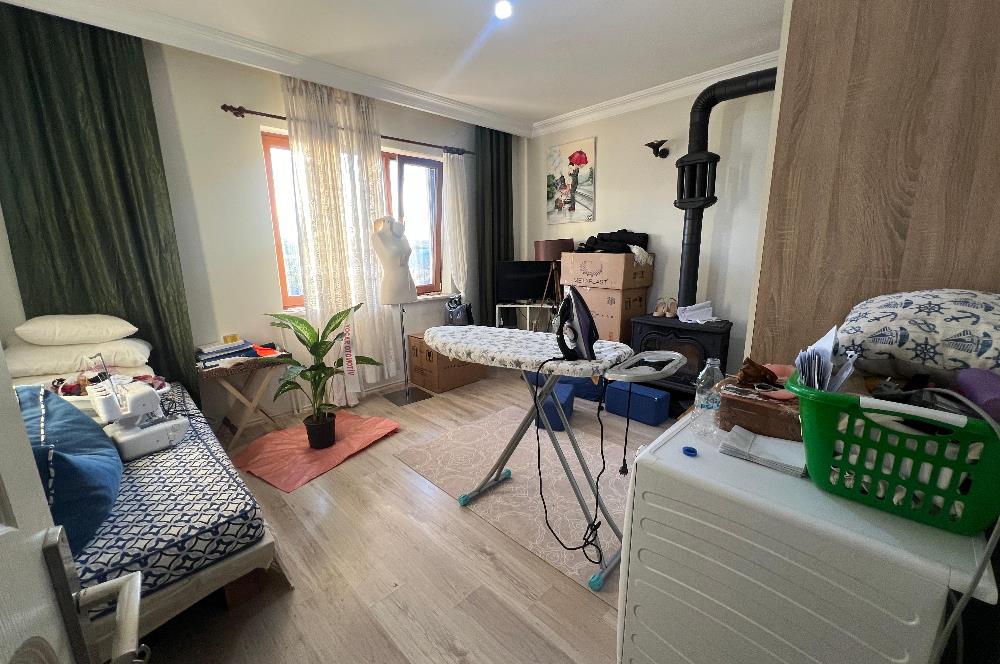 C21 BAL'DAN NAİPLİ 1037M² KİRALIK VERANDALI MÜSTAKİL EV