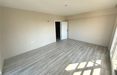 BAŞİSKELE YENİKÖY'DE SATILIK 3+1 ÇATI DUBLEKS DAİRE