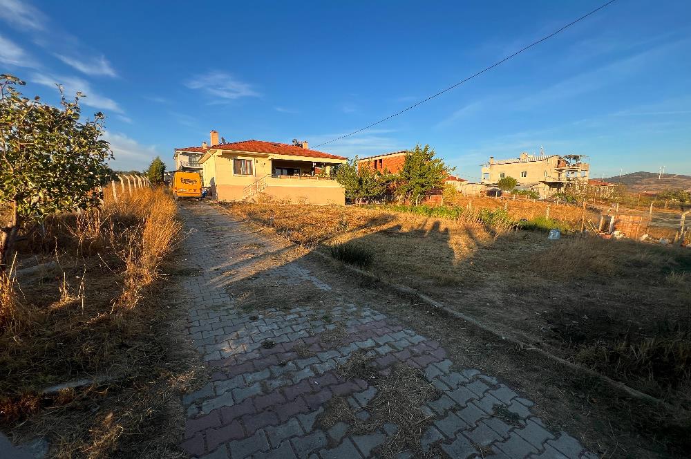C21 BAL'DAN NAİPLİ 1037M² KİRALIK VERANDALI MÜSTAKİL EV