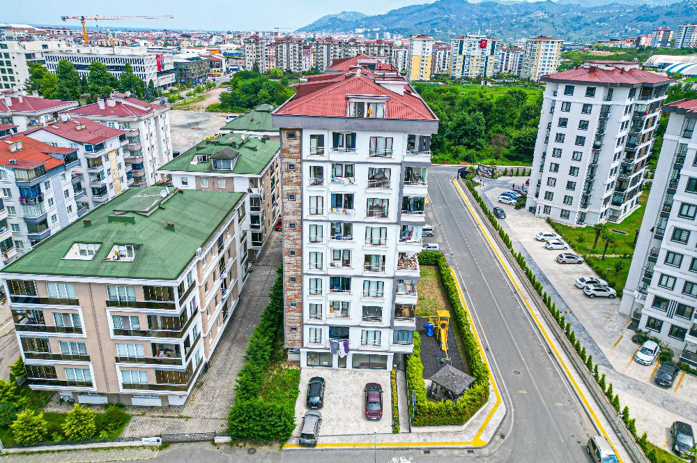 Arkent Karşıyaka’da 100 m² Kapalı + 100 m² Açık Kullanım Alanlı Dükkan