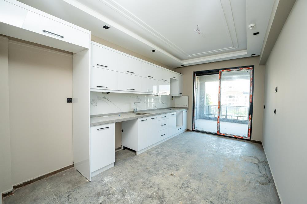 C21 Cius; Havuz ve Bahçeli Site İçerisinde Deniz Manzaralı Daire