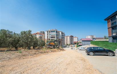 C21 Cius; Havuz ve Bahçeli Site İçerisinde Deniz Manzaralı Daire