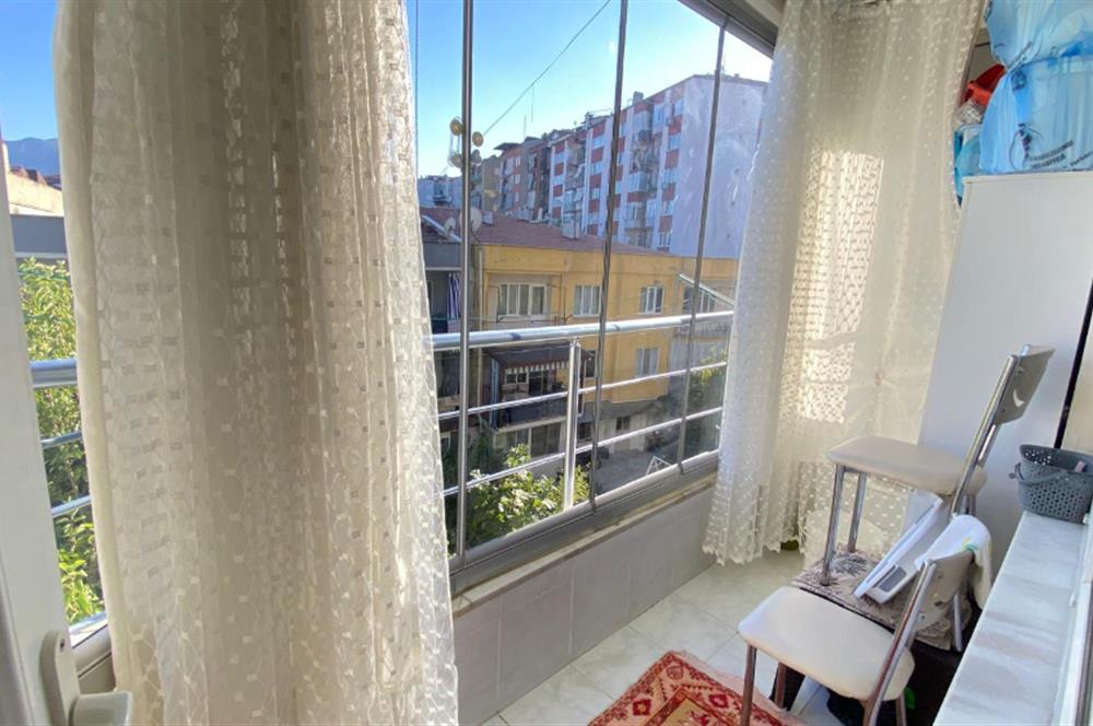 DEĞİRMENÖNÜNDE SATILIK 3+1 DAİRE
