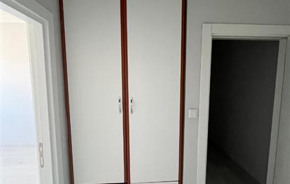 CENTURY21 VİZYON'DAN YENİBAĞLAR MAHALLESİNDE KİRALIK 3+1 DAİRE