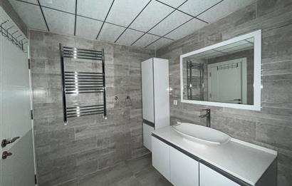 CENTURY21 VİZYON'DAN YENİBAĞLAR MAHALLESİNDE KİRALIK 3+1 DAİRE