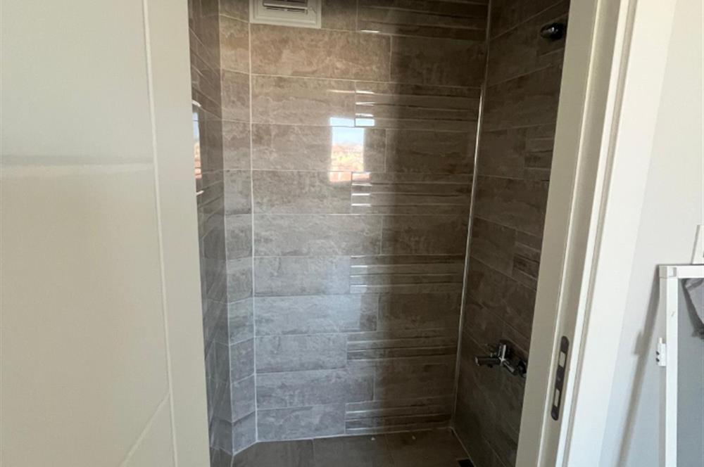 CENTURY21 VİZYON'DAN YENİBAĞLAR MAHALLESİNDE KİRALIK 3+1 DAİRE
