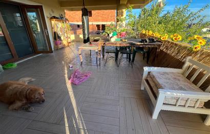 C21 BAL'DAN NAİPLİ 1037M² KİRALIK VERANDALI MÜSTAKİL EV