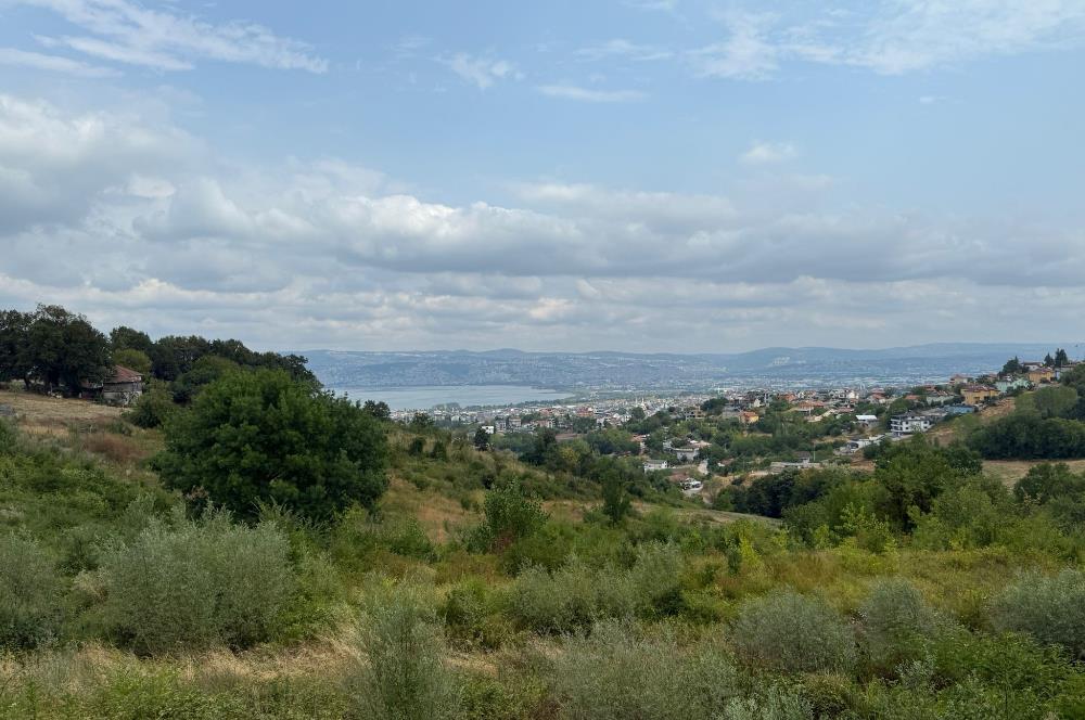 BAŞİSKELE DÖNGELDE DENİZ MANZARALI SATILIK VİLLA ARSASI
