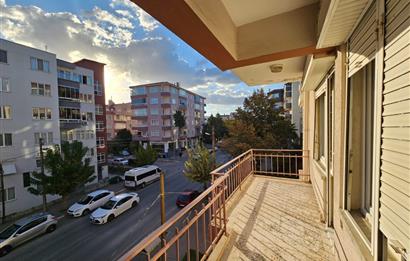 CENTURY 21 BAL'DAN BAHÇELİEVLER MAH.MUHASEBECİLER SİTESİNDE SATILIK 3+1 DAİRE
