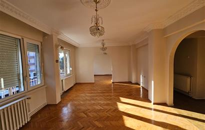 CENTURY 21 BAL'DAN BAHÇELİEVLER MAH.MUHASEBECİLER SİTESİNDE SATILIK 3+1 DAİRE