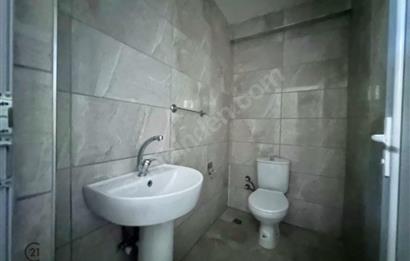 Emek Caddesi Üzerinde Satılık 163 m2 İş Yeri