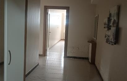 BEYLİKDÜZÜ ADNAN KAHVECİ ADEL PALAS 2+1 DAİRE