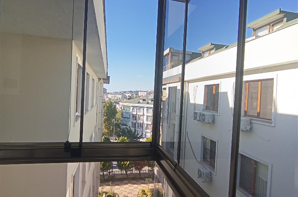Sahile yürüme mesafesinde Mercan konaklarında 140m2 kiralık 3+1