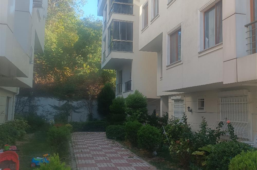 Sahile yürüme mesafesinde Mercan konaklarında 140m2 kiralık 3+1