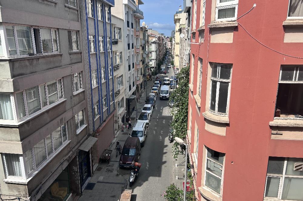 ŞİŞLİ HARZEMŞAH SOKAK'TA 3+1 DAİRE