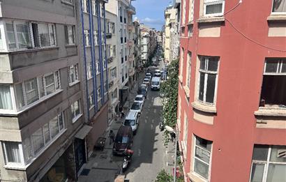 ŞİŞLİ HARZEMŞAH SOKAK'TA 3+1 DAİRE
