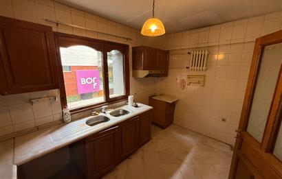 Bağdat caddesi cepheli  3 + 1 satılık