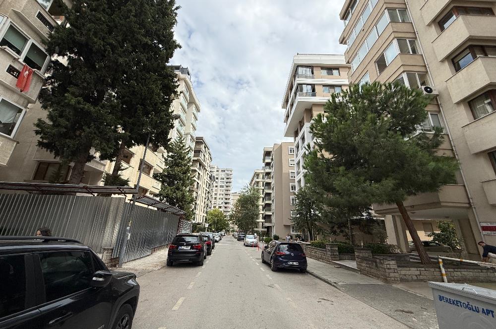 C21 Müge Özer den c.bostan da satılık dükkan