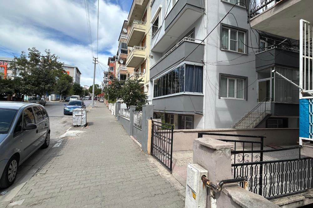 C21 BAL'DAN ALİ HİKMET PAŞA MAH. OKUL KARŞISI ÜZERİ SATILIK 2+1