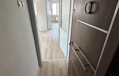 C21 BAL'DAN ALİ HİKMET PAŞA MAH. OKUL KARŞISI ÜZERİ SATILIK 2+1