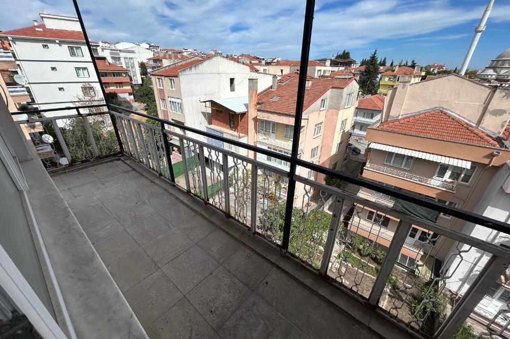 C21 BAL'DAN ALİ HİKMET PAŞA MAH. OKUL KARŞISI ÜZERİ SATILIK 2+1