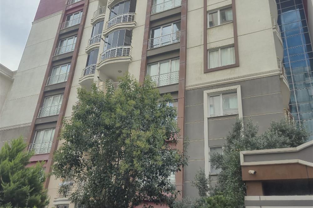 BEYLİKDÜZÜ ADNAN KAHVECİ ADEL PALAS 2+1 DAİRE