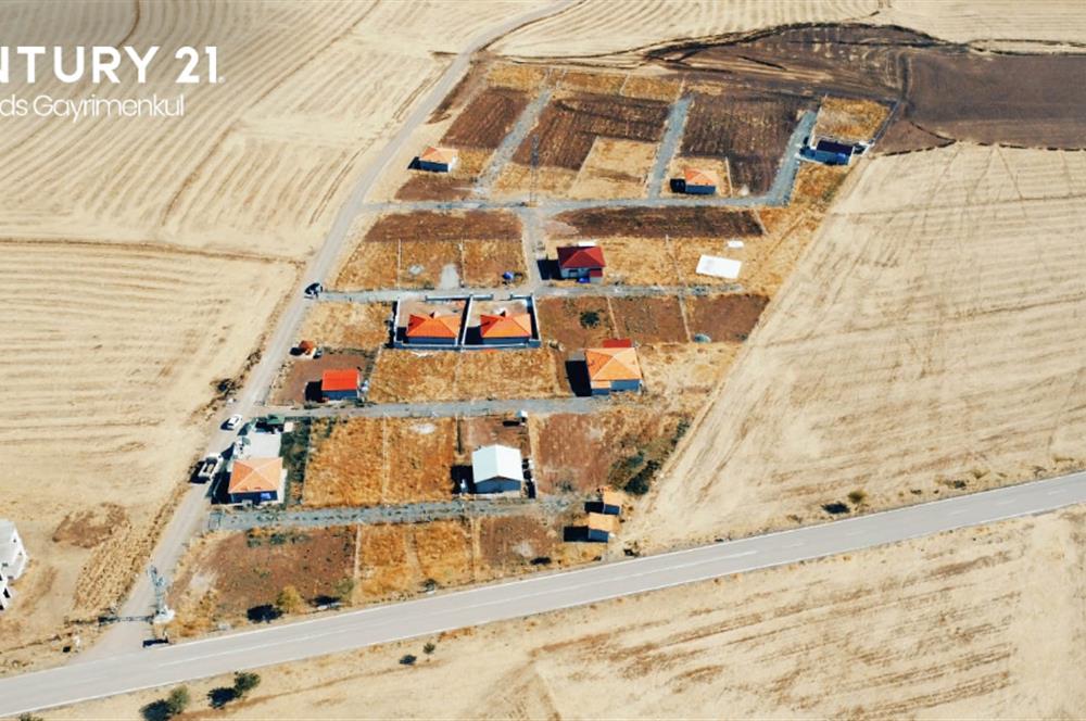 GÖLBAŞI KARAALİ YAZLIK MAHALESİNDE SU,ELEKTRİKLİ SATILIK HOBİ BAHÇELERİ